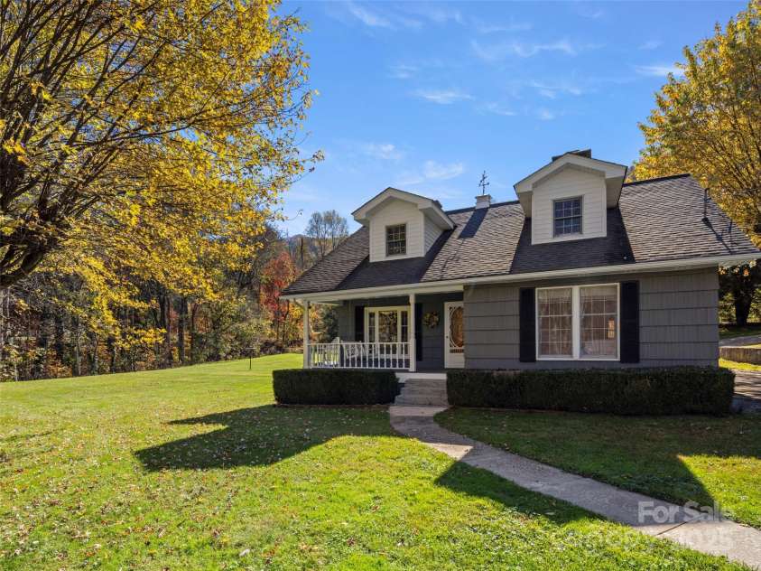 195 Nature Lane, Waynesville, NC 28786.  MLS# CAR4319368, YatesRealty ID 9317. 
