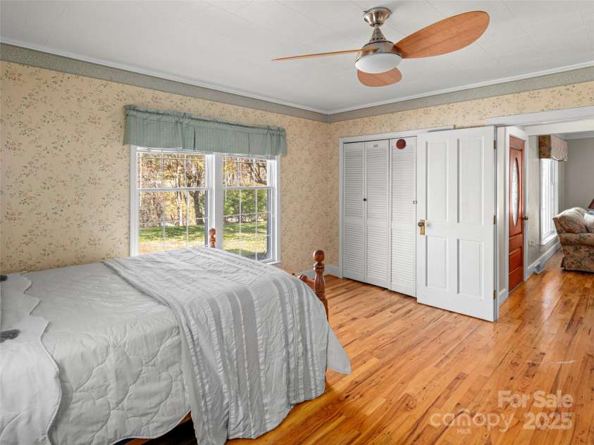 195 Nature Lane, Waynesville, NC 28786.  MLS# CAR4319368, YatesRealty ID 9317. 