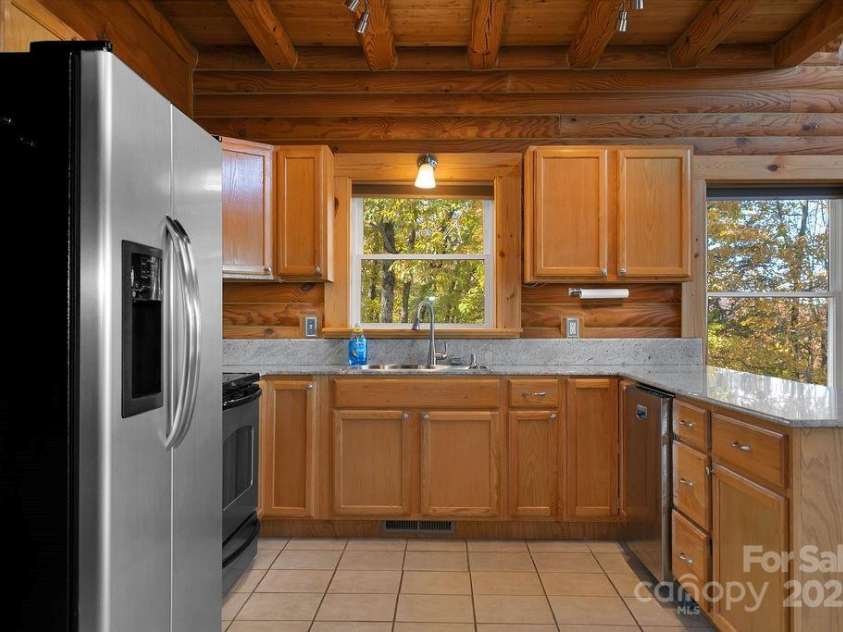 85 Ridge Road, Rosman, NC 28772.  MLS# CAR4314913, YatesRealty ID 9317. Plenty of cabinets