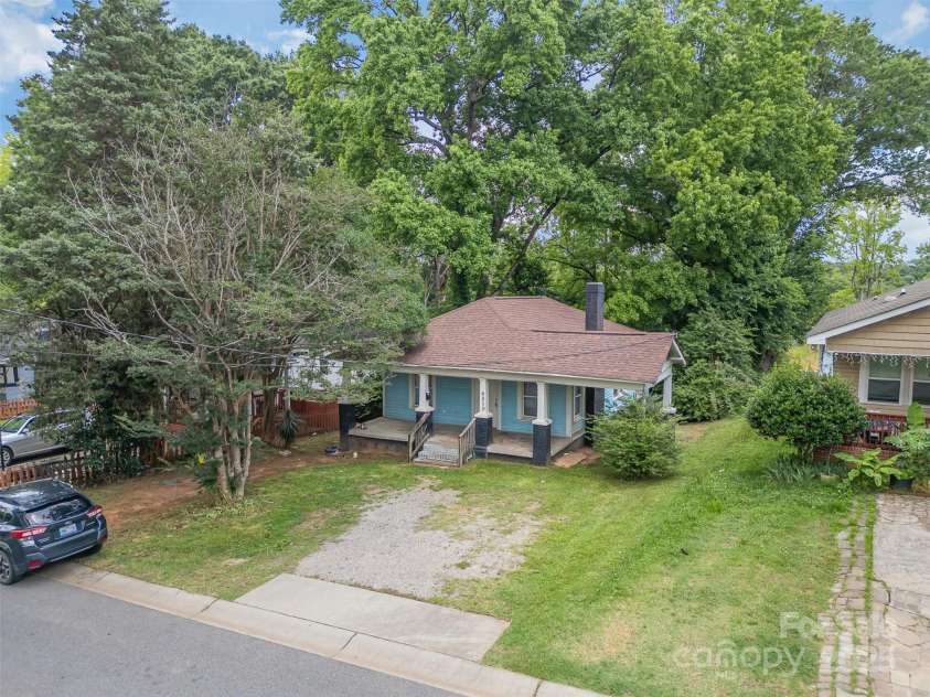 4510 Wildwood Avenue, Charlotte, NC 28208.  MLS# CAR4271694, YatesRealty ID 9318. 