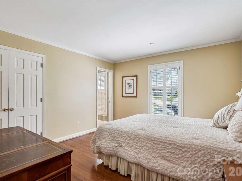 6610 Folger Drive, Charlotte, NC 28270.  MLS# CAR4350251, YatesRealty ID 9319. 