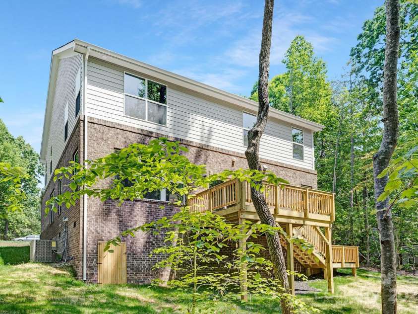 8937 Penstemons Drive, Charlotte, NC 28215.  MLS# CAR4244709, YatesRealty ID 9319. 