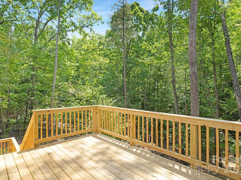 8937 Penstemons Drive, Charlotte, NC 28215.  MLS# CAR4244709, YatesRealty ID 9319. 