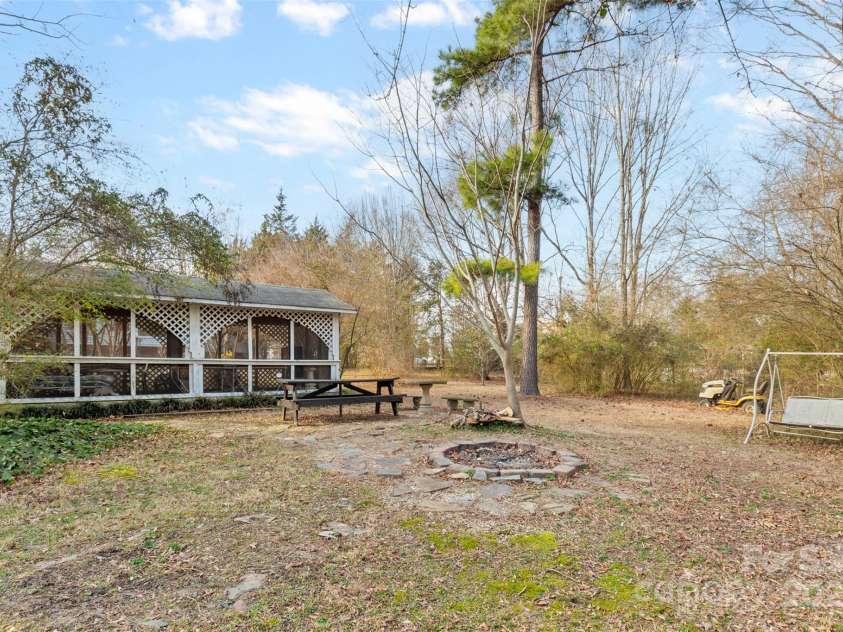 1517 Cuthbertson Road, Waxhaw, NC 28173.  MLS# CAR4217713, YatesRealty ID 932. 