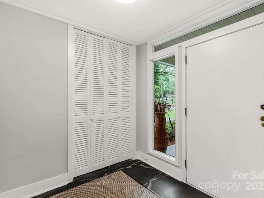 981 Sherwood Circle, Lancaster, SC 29720.  MLS# CAR4254129, YatesRealty ID 932. 