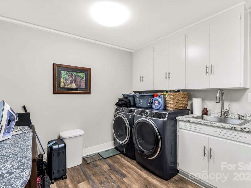 981 Sherwood Circle, Lancaster, SC 29720.  MLS# CAR4254129, YatesRealty ID 932. 