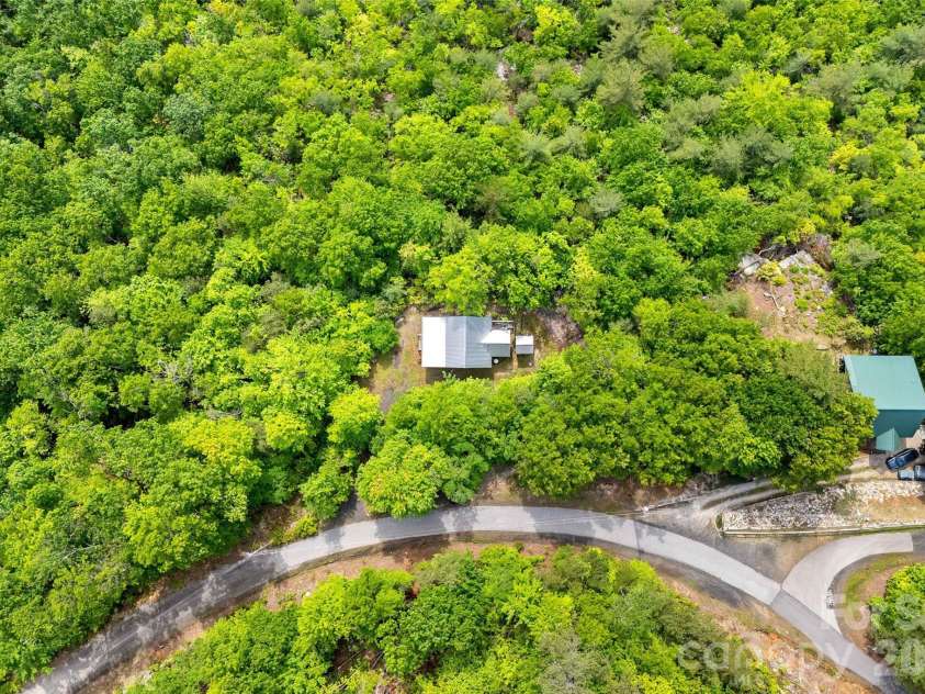 42 Parkway Drive, Marion, NC 28752.  MLS# CAR4260169, YatesRealty ID 9320. 