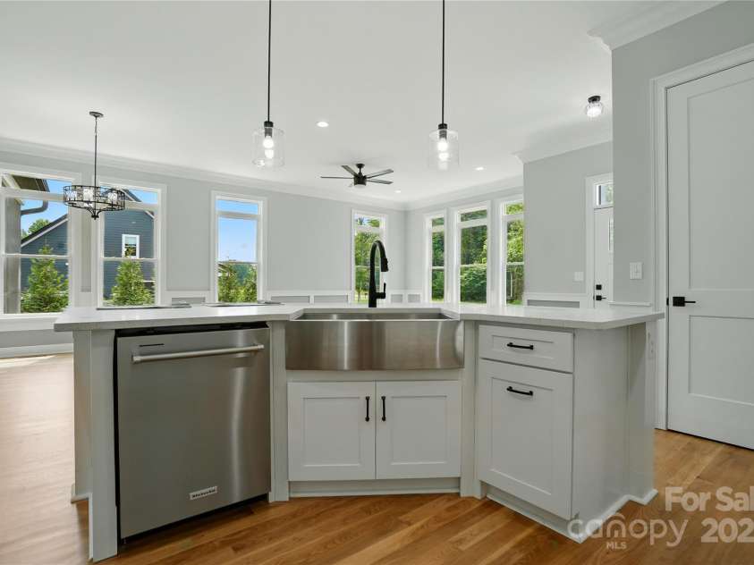 409 Henry Chapel Road, Belmont, NC 28012.  MLS# CAR4237282, YatesRealty ID 9321. 