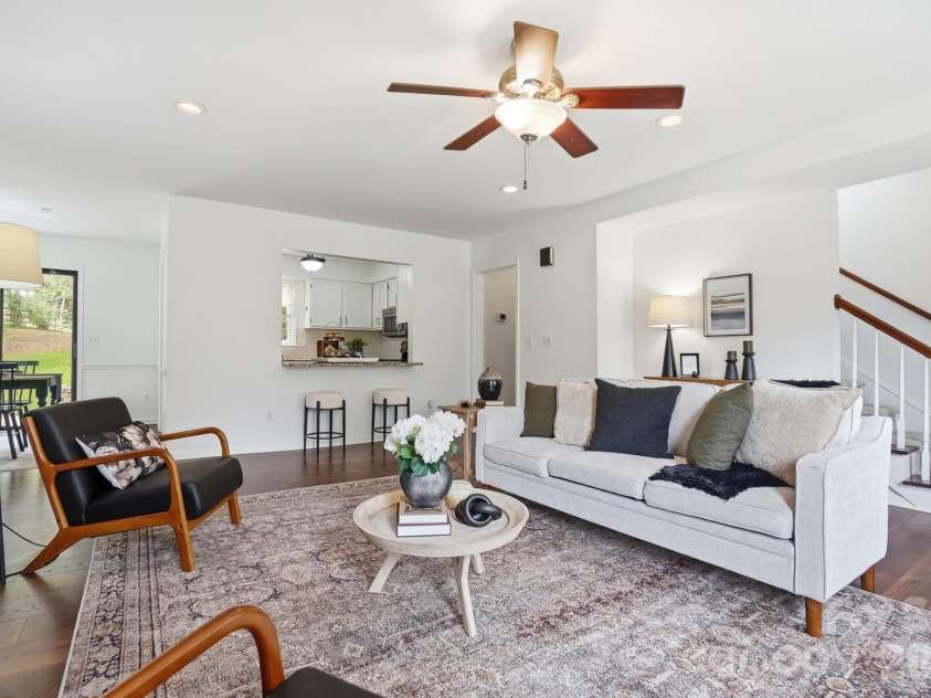 8912 Danson Drive, Charlotte, NC 28277.  MLS# CAR4364378, YatesRealty ID 9321. 