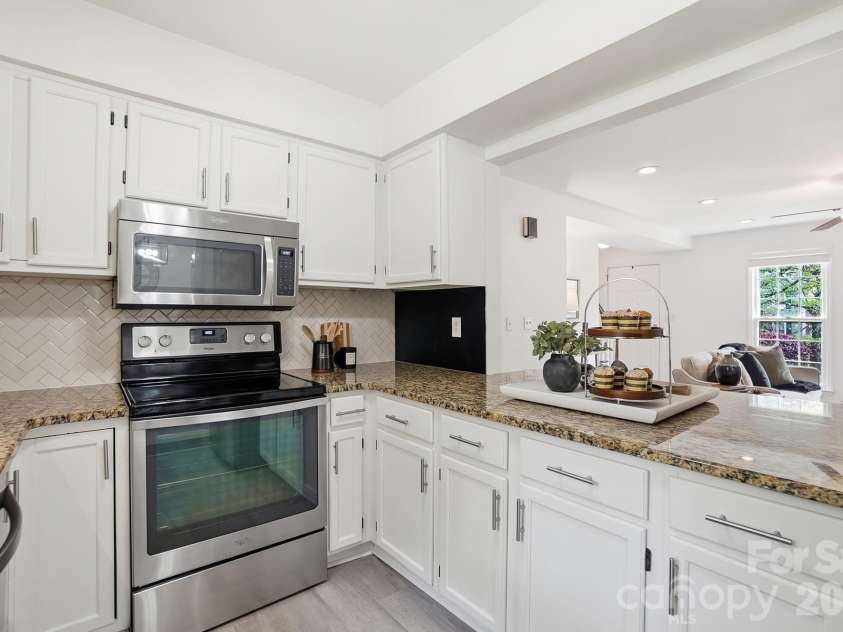 8912 Danson Drive, Charlotte, NC 28277.  MLS# CAR4364378, YatesRealty ID 9321. 