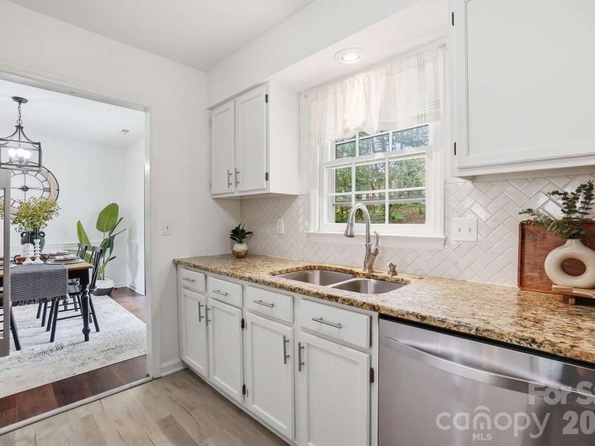 8912 Danson Drive, Charlotte, NC 28277.  MLS# CAR4364378, YatesRealty ID 9321. 