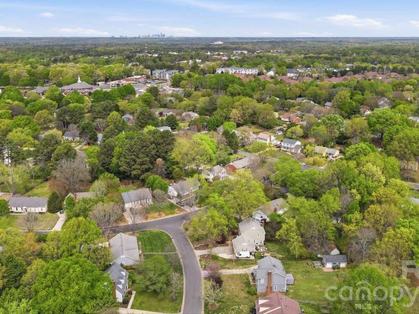 8912 Danson Drive, Charlotte, NC 28277.  MLS# CAR4364378, YatesRealty ID 9321. 