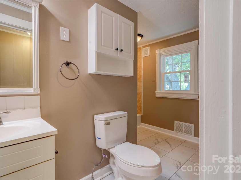 824 Stagecoach Trail, Lawndale, NC 28090.  MLS# CAR4157465, YatesRealty ID 9322. Bathroom 2