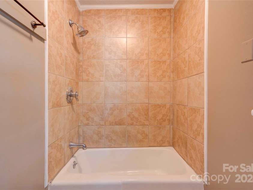 824 Stagecoach Trail, Lawndale, NC 28090.  MLS# CAR4157465, YatesRealty ID 9322. Bathroom 2