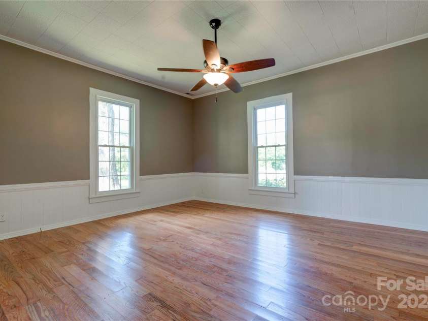 824 Stagecoach Trail, Lawndale, NC 28090.  MLS# CAR4157465, YatesRealty ID 9322. Family Room