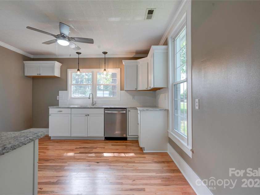 824 Stagecoach Trail, Lawndale, NC 28090.  MLS# CAR4157465, YatesRealty ID 9322. Kitchen