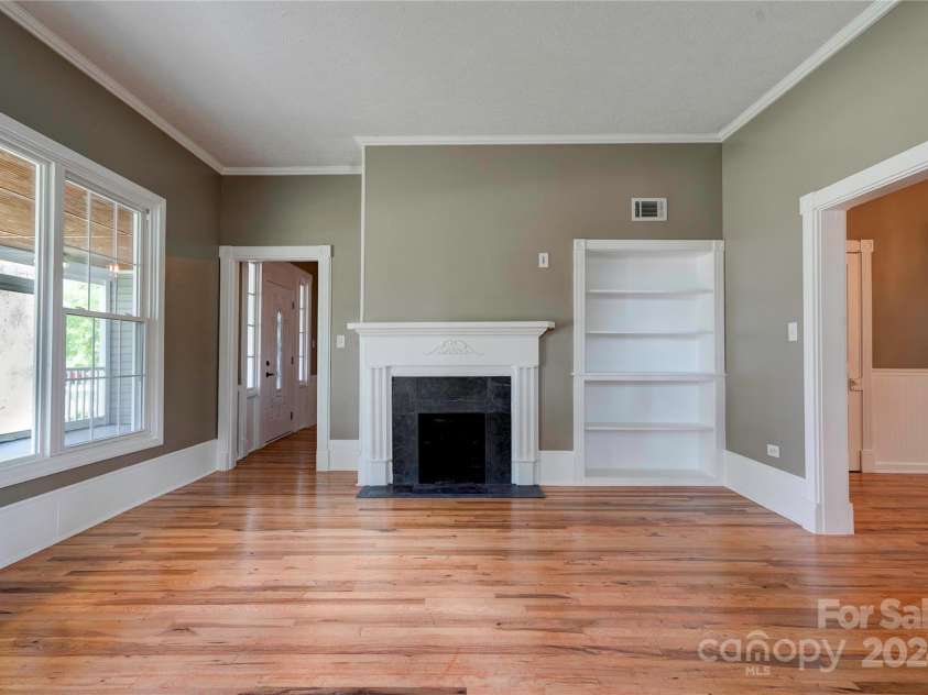 824 Stagecoach Trail, Lawndale, NC 28090.  MLS# CAR4157465, YatesRealty ID 9322. Living Room