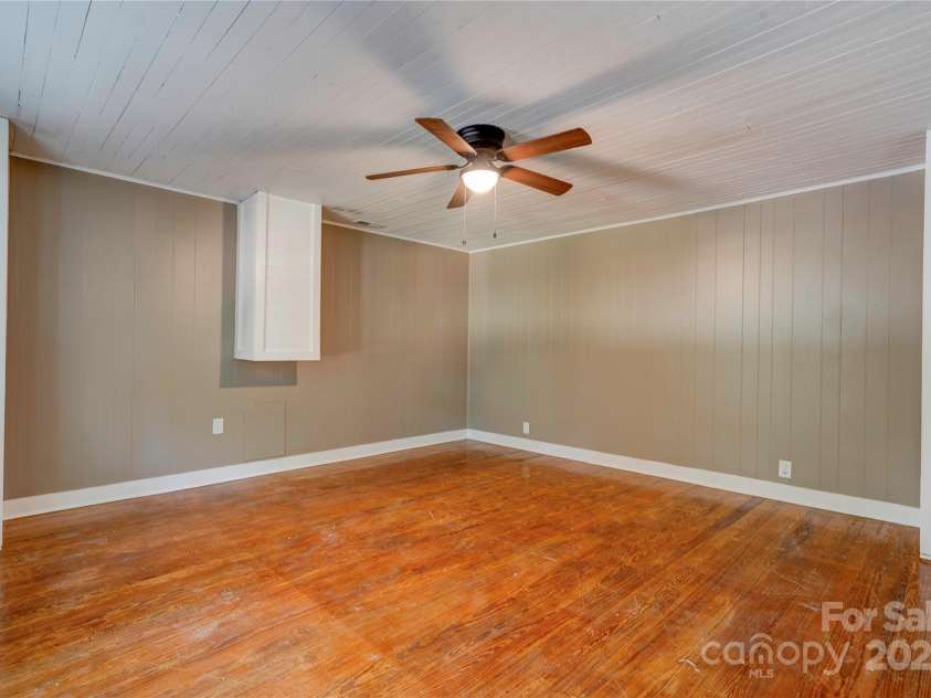 824 Stagecoach Trail, Lawndale, NC 28090.  MLS# CAR4157465, YatesRealty ID 9322. Upstairs Bedroom