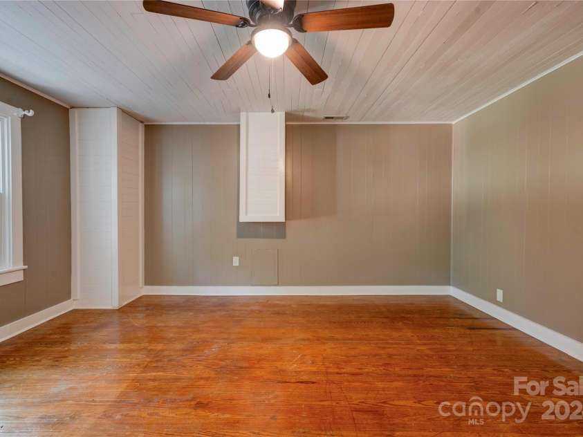 824 Stagecoach Trail, Lawndale, NC 28090.  MLS# CAR4157465, YatesRealty ID 9322. Upstairs Bedroom