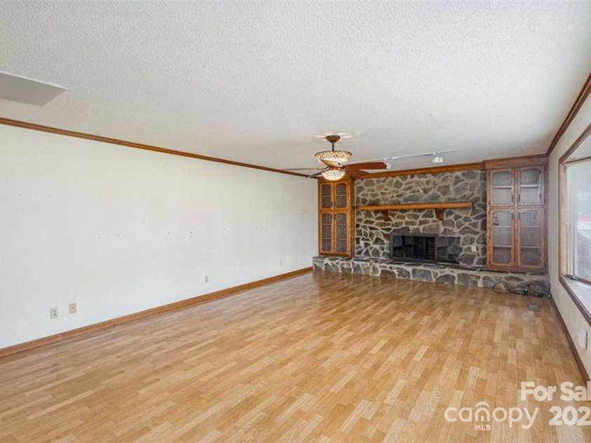 4556 Harley Davidson Drive, Catawba, NC 28609.  MLS# CAR4203797, YatesRealty ID 9323. 