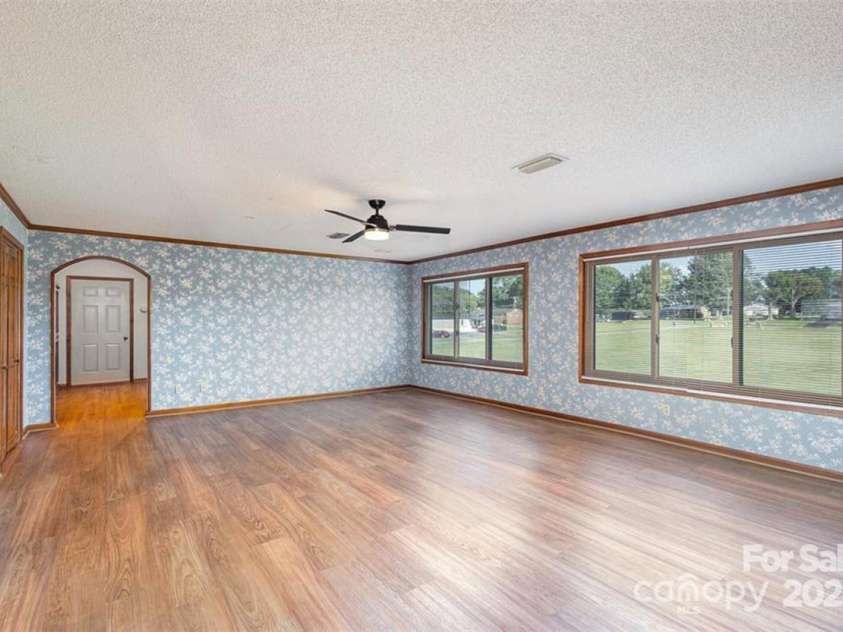 4556 Harley Davidson Drive, Catawba, NC 28609.  MLS# CAR4203797, YatesRealty ID 9323. 