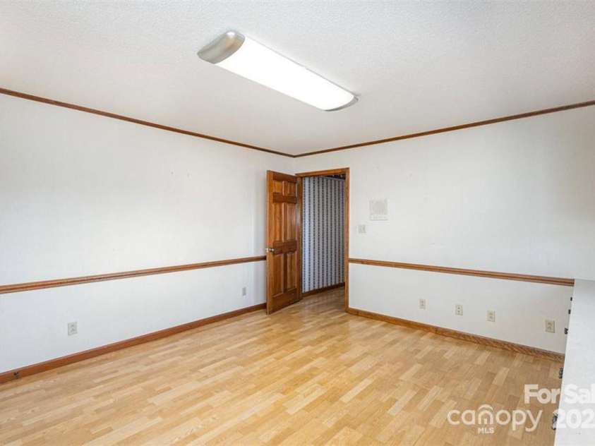 4556 Harley Davidson Drive, Catawba, NC 28609.  MLS# CAR4203797, YatesRealty ID 9323. 