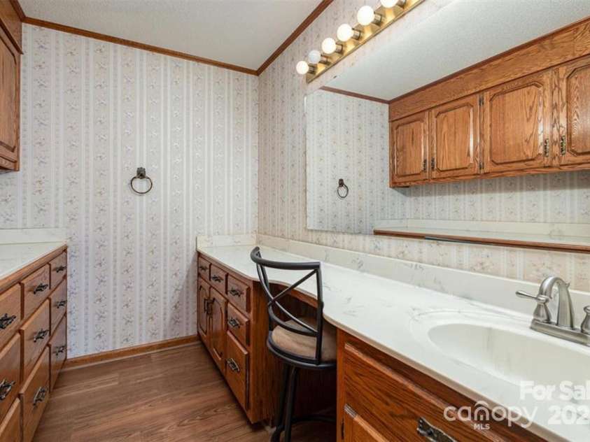 4556 Harley Davidson Drive, Catawba, NC 28609.  MLS# CAR4203797, YatesRealty ID 9323. 