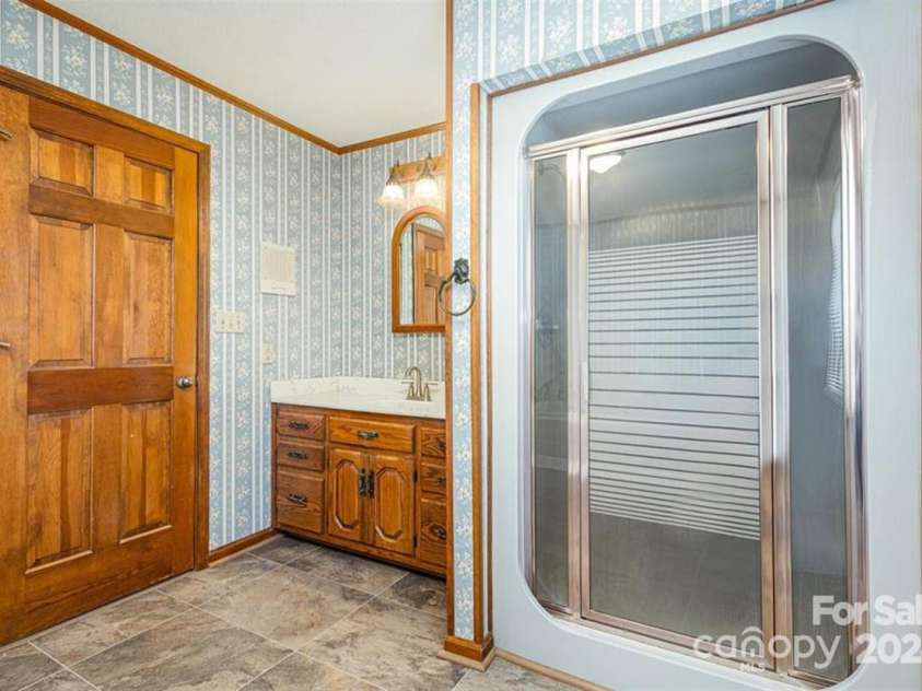 4556 Harley Davidson Drive, Catawba, NC 28609.  MLS# CAR4203797, YatesRealty ID 9323. 