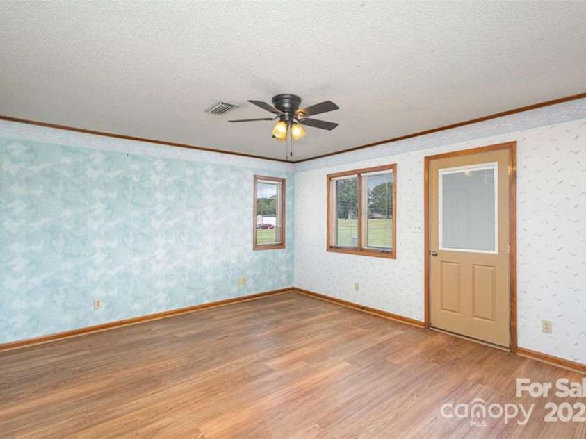 4556 Harley Davidson Drive, Catawba, NC 28609.  MLS# CAR4203797, YatesRealty ID 9323. 