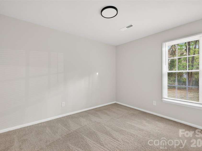 6543 Montezuma Trail, Charlotte, NC 28227.  MLS# CAR4364022, YatesRealty ID 9323. 
