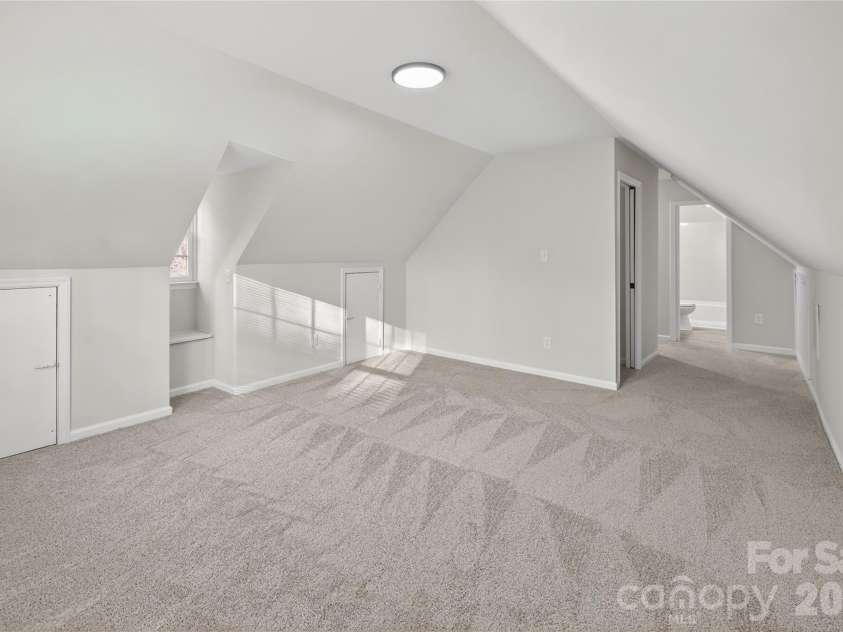 6543 Montezuma Trail, Charlotte, NC 28227.  MLS# CAR4364022, YatesRealty ID 9323. 
