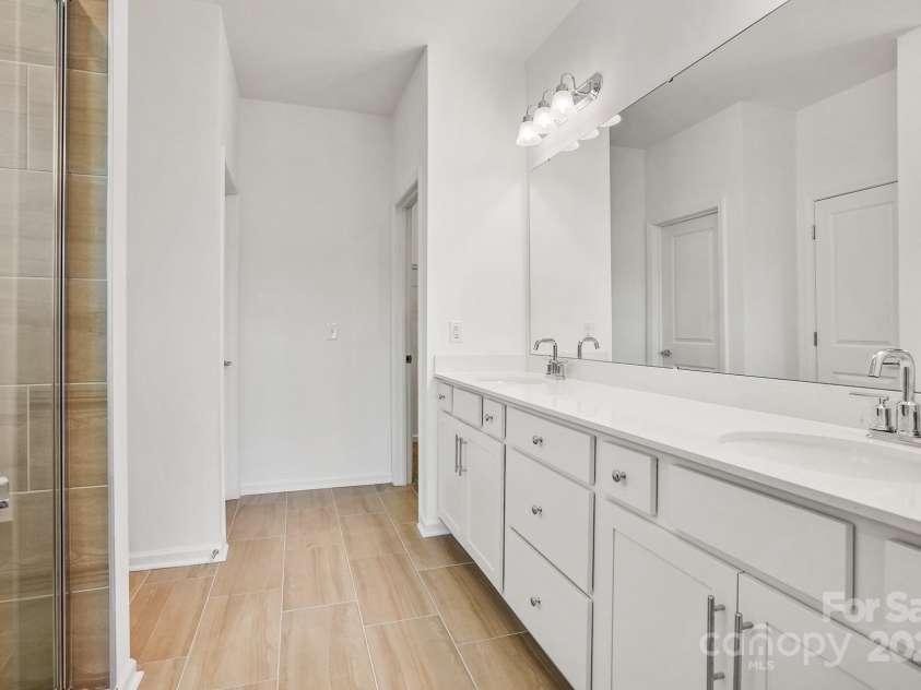 13756 Roderick Drive, Huntersville, NC 28078.  MLS# CAR4243013, YatesRealty ID 9325. Digital Image Similar