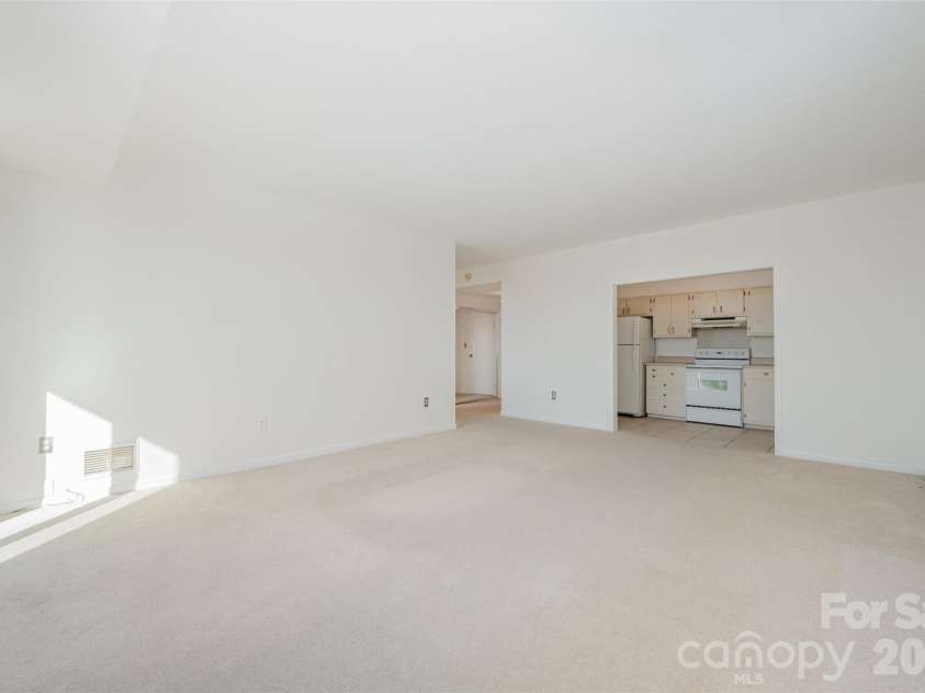 1300 Reece Road, Charlotte, NC 28209.  MLS# CAR4322239, YatesRealty ID 9326. Living Room without staging 2
