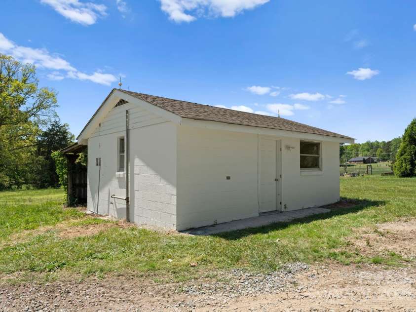 155 Jackson Road, Salisbury, NC 28146.  MLS# CAR4247958, YatesRealty ID 9326. 