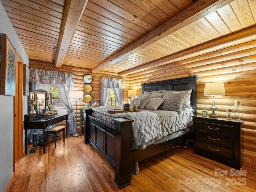 357 Rosewood Lane, Burnsville, NC 28714.  MLS# CAR4248403, YatesRealty ID 9328. 