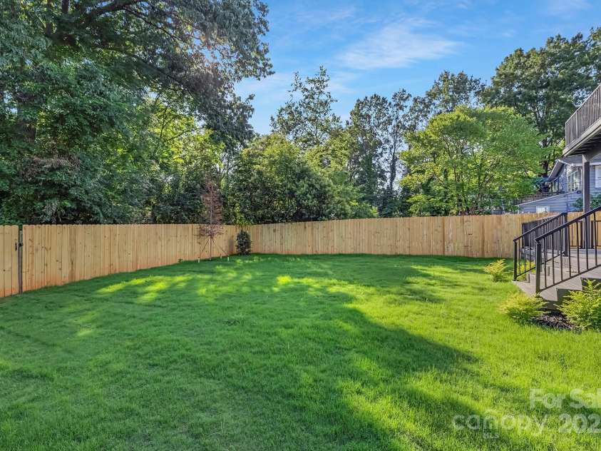 2414 7th Street, Charlotte, NC 28204.  MLS# CAR4320000, YatesRealty ID 9329. 