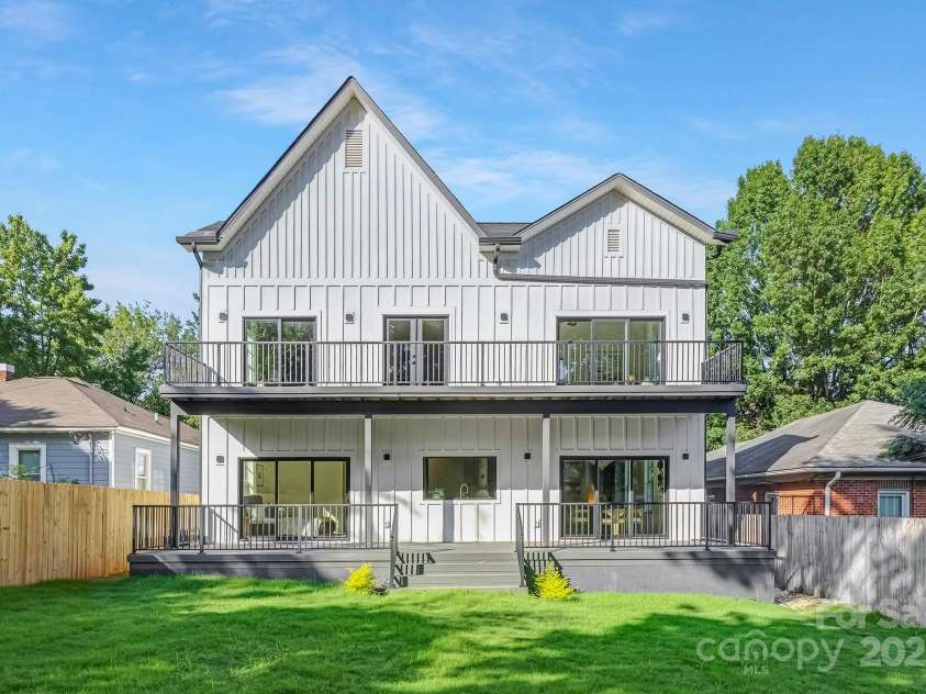 2414 7th Street, Charlotte, NC 28204.  MLS# CAR4320000, YatesRealty ID 9329. 