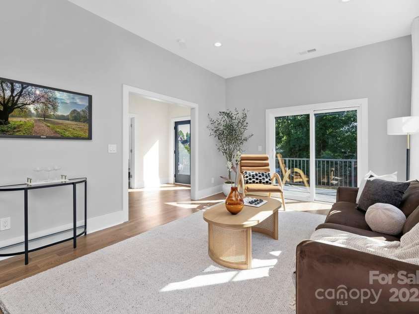 2414 7th Street, Charlotte, NC 28204.  MLS# CAR4320000, YatesRealty ID 9329. 