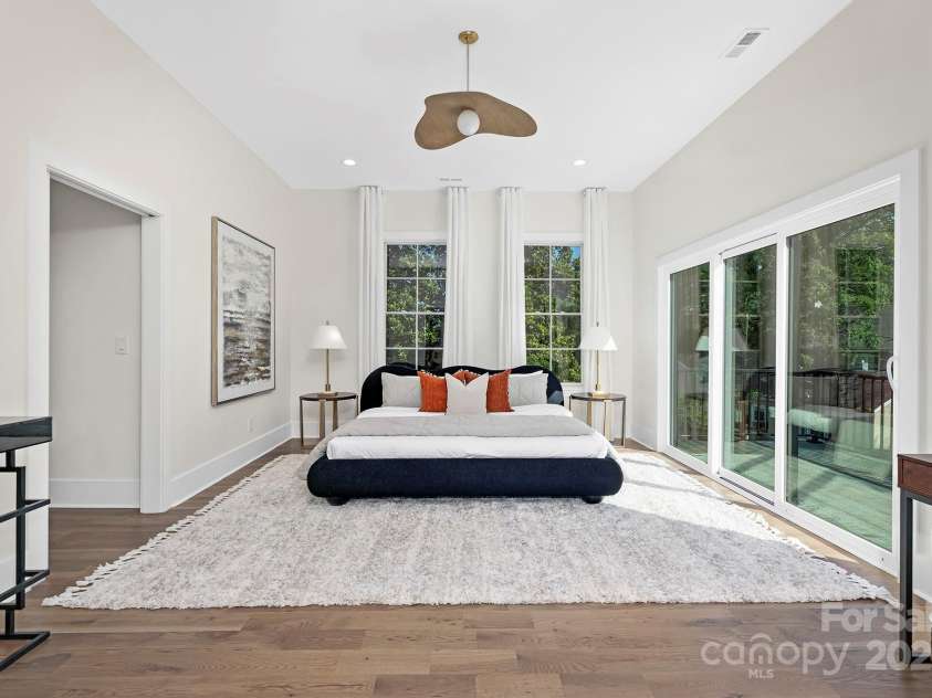 2414 7th Street, Charlotte, NC 28204.  MLS# CAR4320000, YatesRealty ID 9329. 