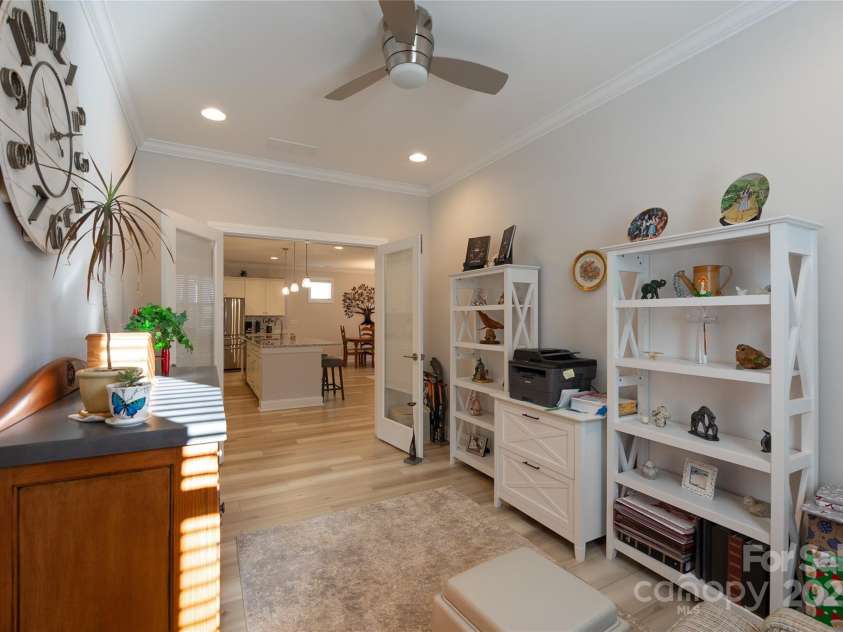 6140 Pier Drive, Denver, NC 28037.  MLS# CAR4208215, YatesRealty ID 9329. 