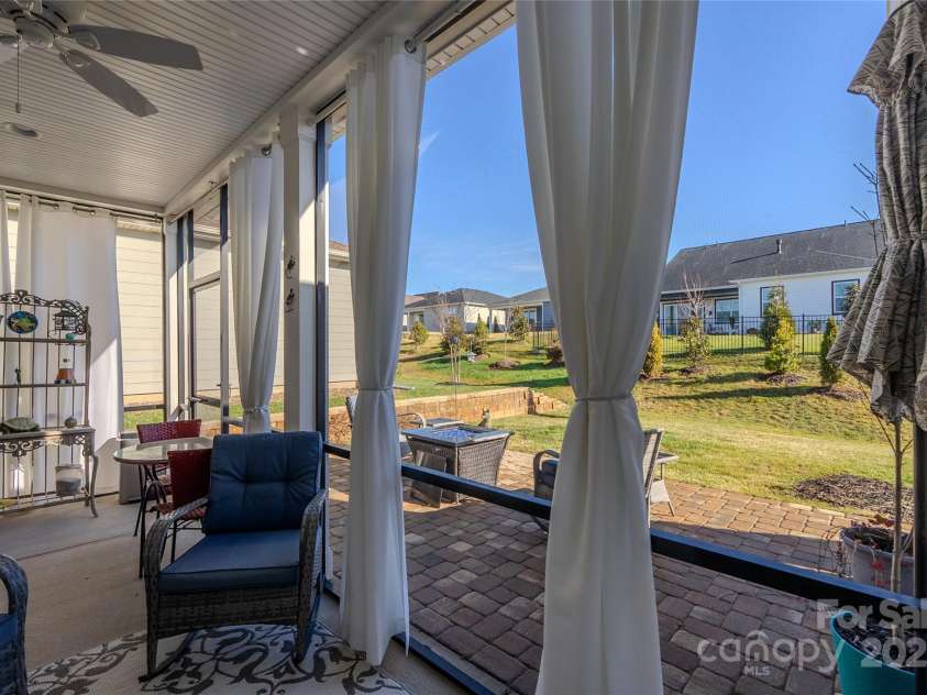 6140 Pier Drive, Denver, NC 28037.  MLS# CAR4208215, YatesRealty ID 9329. 