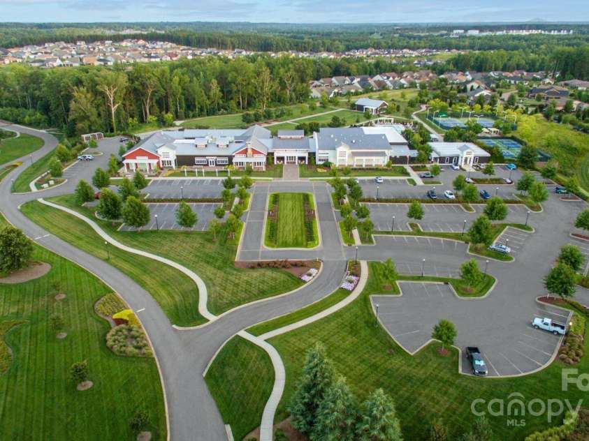 6140 Pier Drive, Denver, NC 28037.  MLS# CAR4208215, YatesRealty ID 9329. 