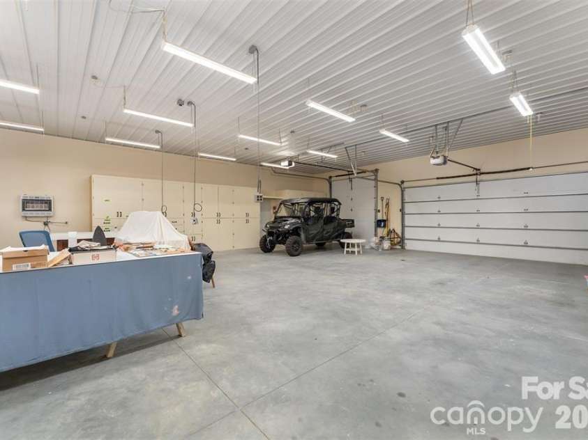 326 Golden Valley Drive, Hendersonville, NC 28792.  MLS# CAR4405195, YatesRealty ID 933. 