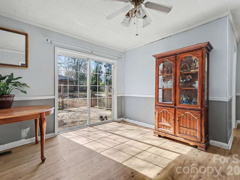1048 Old Thompson Avenue, Lancaster, SC 29720.  MLS# CAR4341659, YatesRealty ID 9331. 