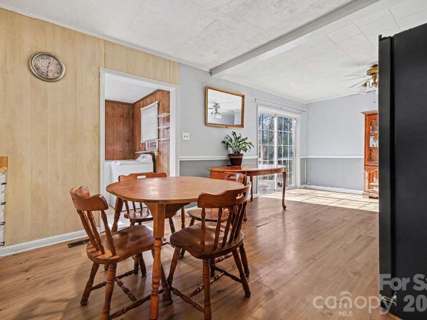1048 Old Thompson Avenue, Lancaster, SC 29720.  MLS# CAR4341659, YatesRealty ID 9331. 