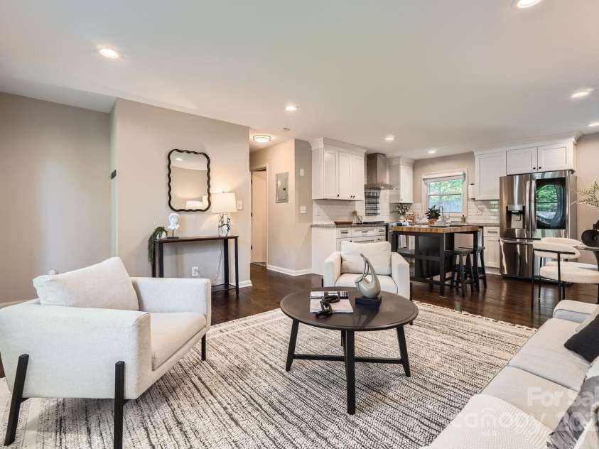 1702 Herrin Avenue, Charlotte, NC 28205.  MLS# CAR4245828, YatesRealty ID 9331. 