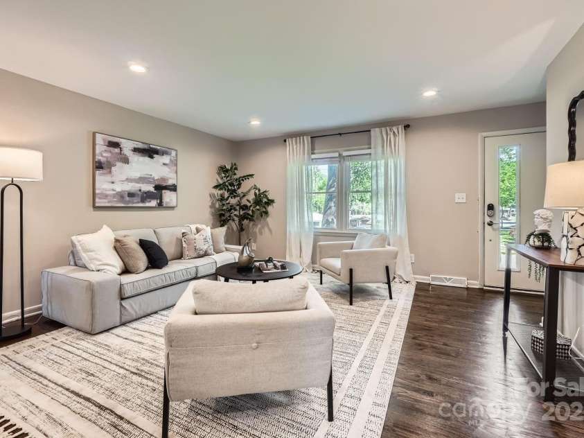 1702 Herrin Avenue, Charlotte, NC 28205.  MLS# CAR4245828, YatesRealty ID 9331. 