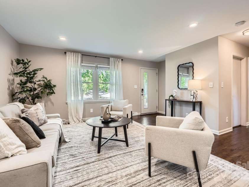 1702 Herrin Avenue, Charlotte, NC 28205.  MLS# CAR4245828, YatesRealty ID 9331. 