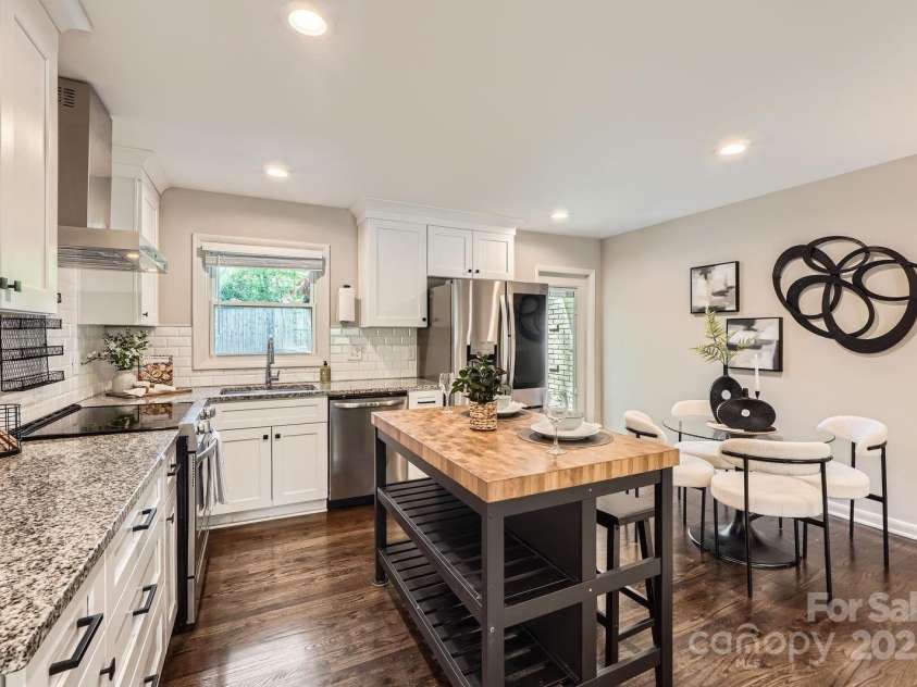 1702 Herrin Avenue, Charlotte, NC 28205.  MLS# CAR4245828, YatesRealty ID 9331. 
