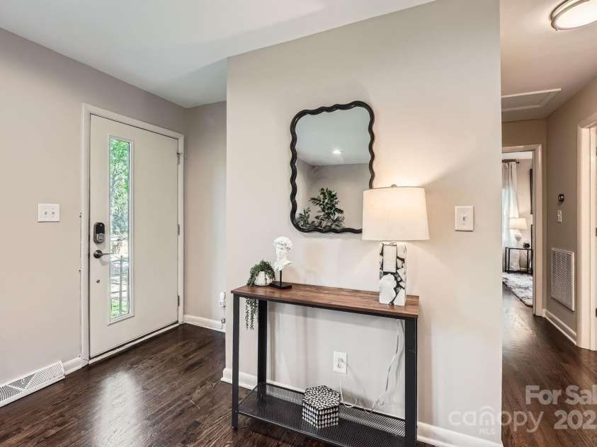 1702 Herrin Avenue, Charlotte, NC 28205.  MLS# CAR4245828, YatesRealty ID 9331. 